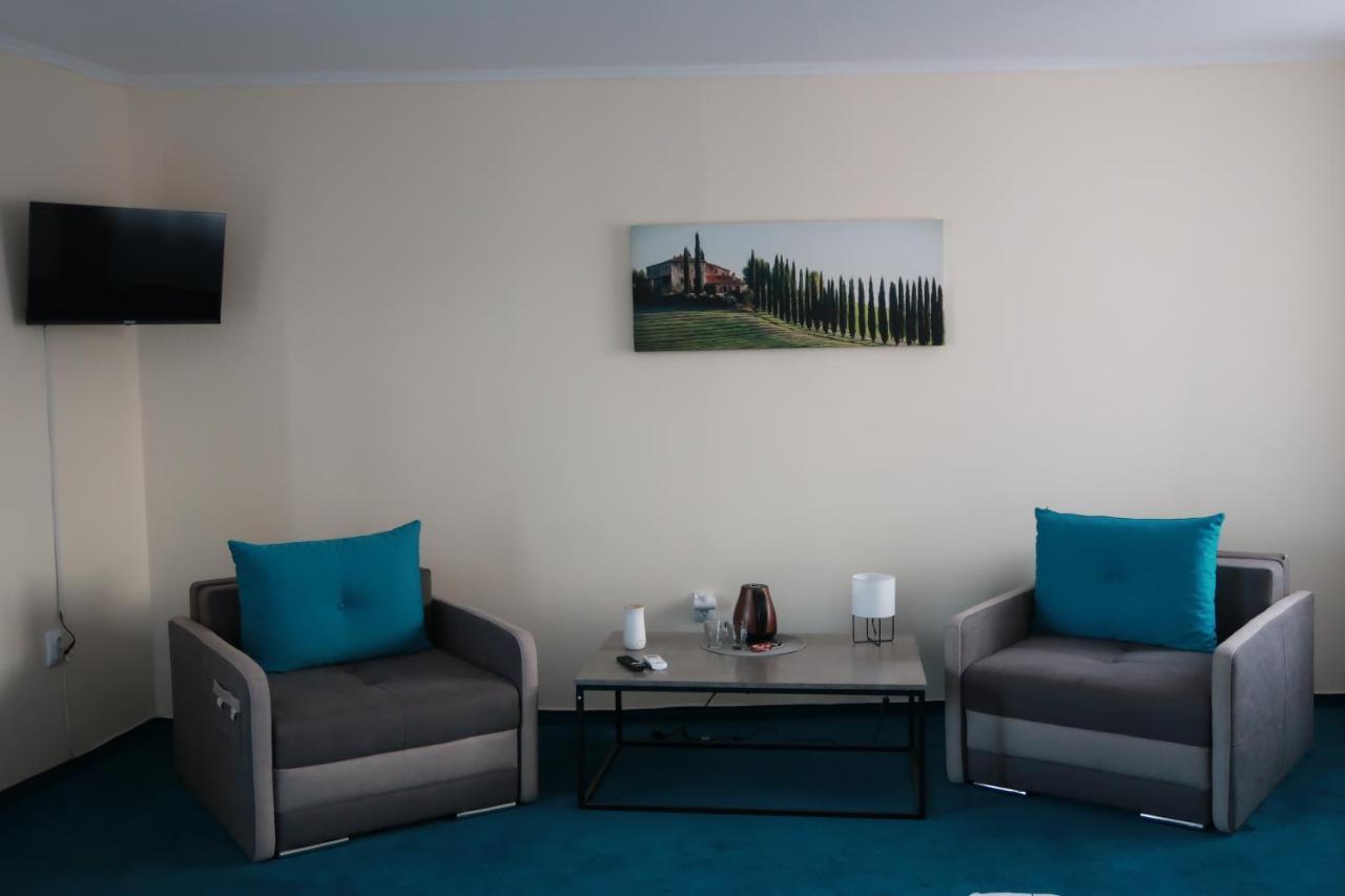 Appartement Downtown Studio à Târgu-Mureş Extérieur photo